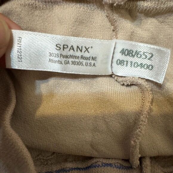 SPANX Women Size B (SMALL) Everyday Seamless Knee Length Tan Bodyshaper - Picture 4 of 5